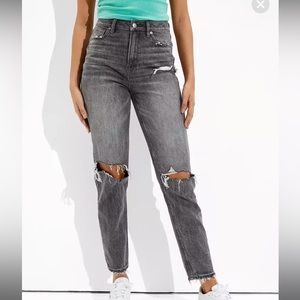 American Eagle Mom Jean